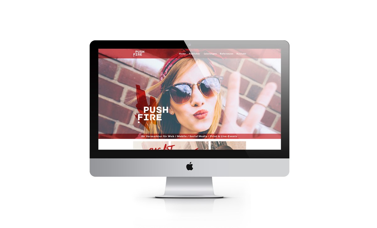 Desktopansicht der Pushfire-Website Pushfire-Startseite als Desktop-Mockup